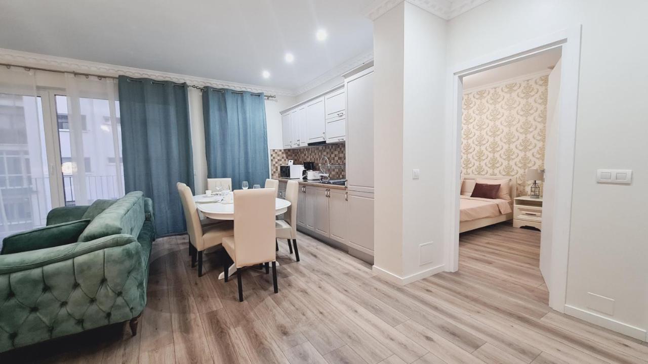5* Luxury Near Avram Iancu Sq New. Private Parking Apartment Cluj-Napoca Exterior foto